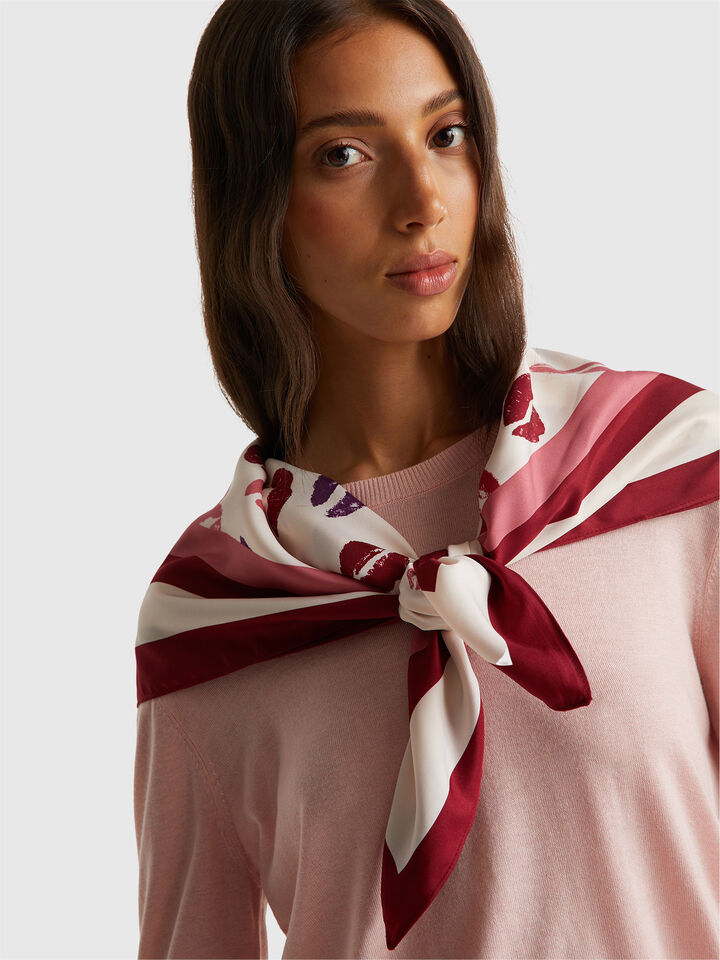 SQUARE SCARF Mulher image number 2